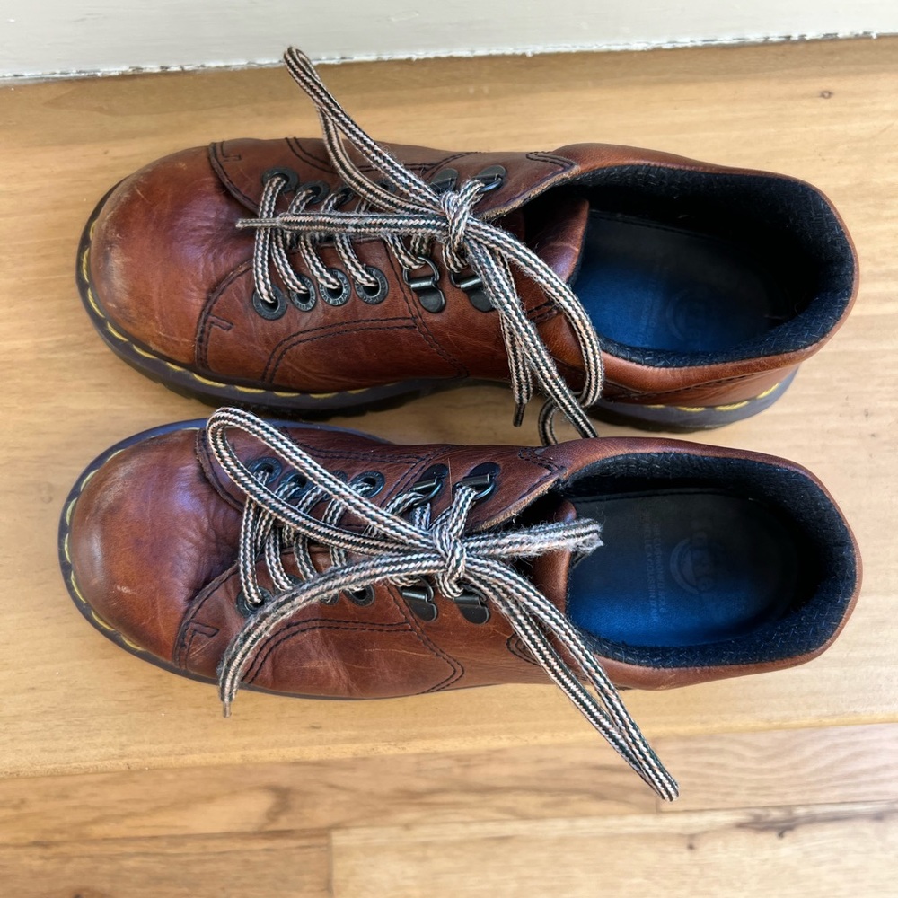 Doc Martens brown chunky leather oxfords 90s
